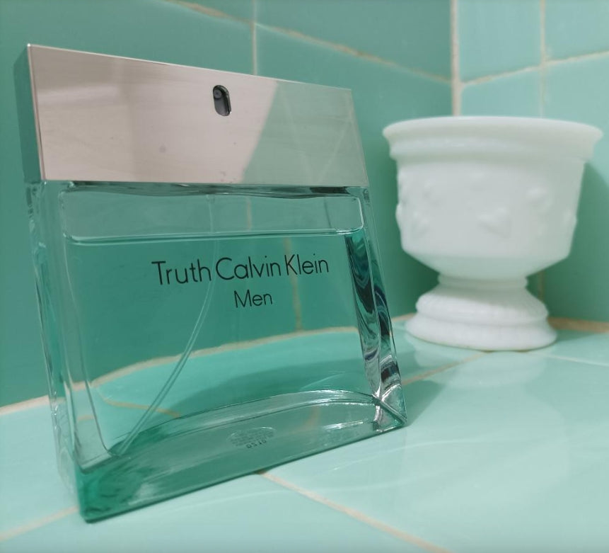 Calvin Klein TRUTH For Men Eau de Toilette – A Fresh Aromatic Blend of Woods & Green Notes