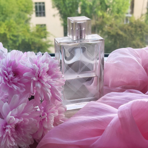 Burberry Brit Sheer Eau de Toilette for Women 100ml – A Soft & Radiant Floral Fruity Scent