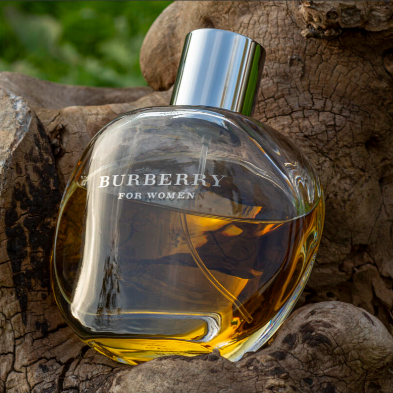 Burberry Women Eau de Parfum – A Timeless Floral Fruity Scent with London Soul(3.3oz)