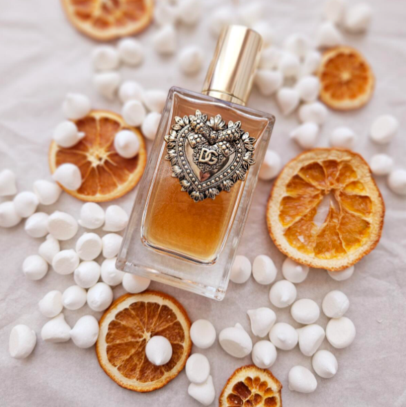Dolce & Gabbana Devotion Intense Eau de Parfum – A Bold Floral Gourmand for the Passionate Woman(3.3Oz)