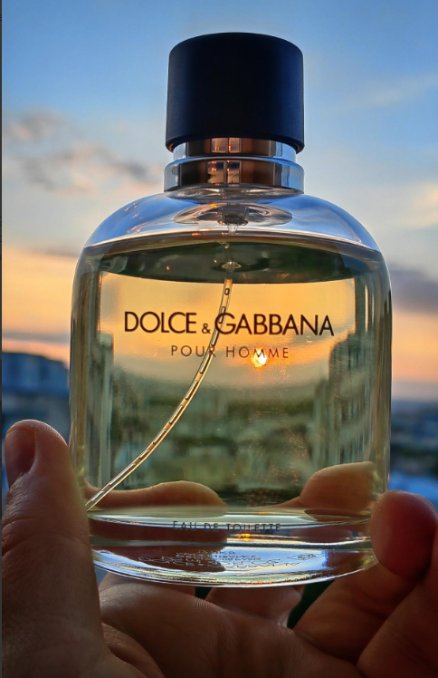 Dolce & Gabbana Pour Homme Eau de Toilette for Men – A Sophisticated, Aromatic Fougere Fragrance(3.4oz)